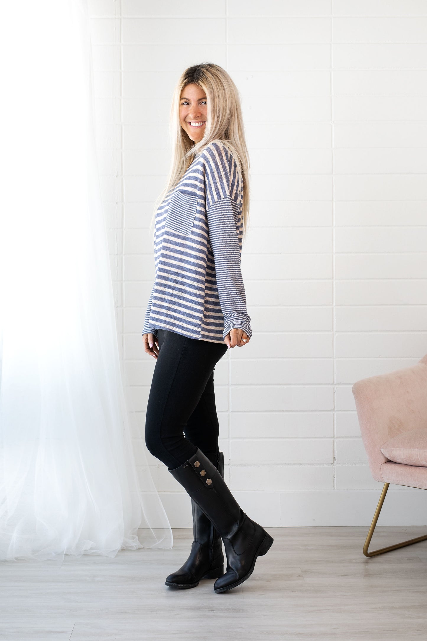 Fresh Air Contrast Stripe Front Pocket Top