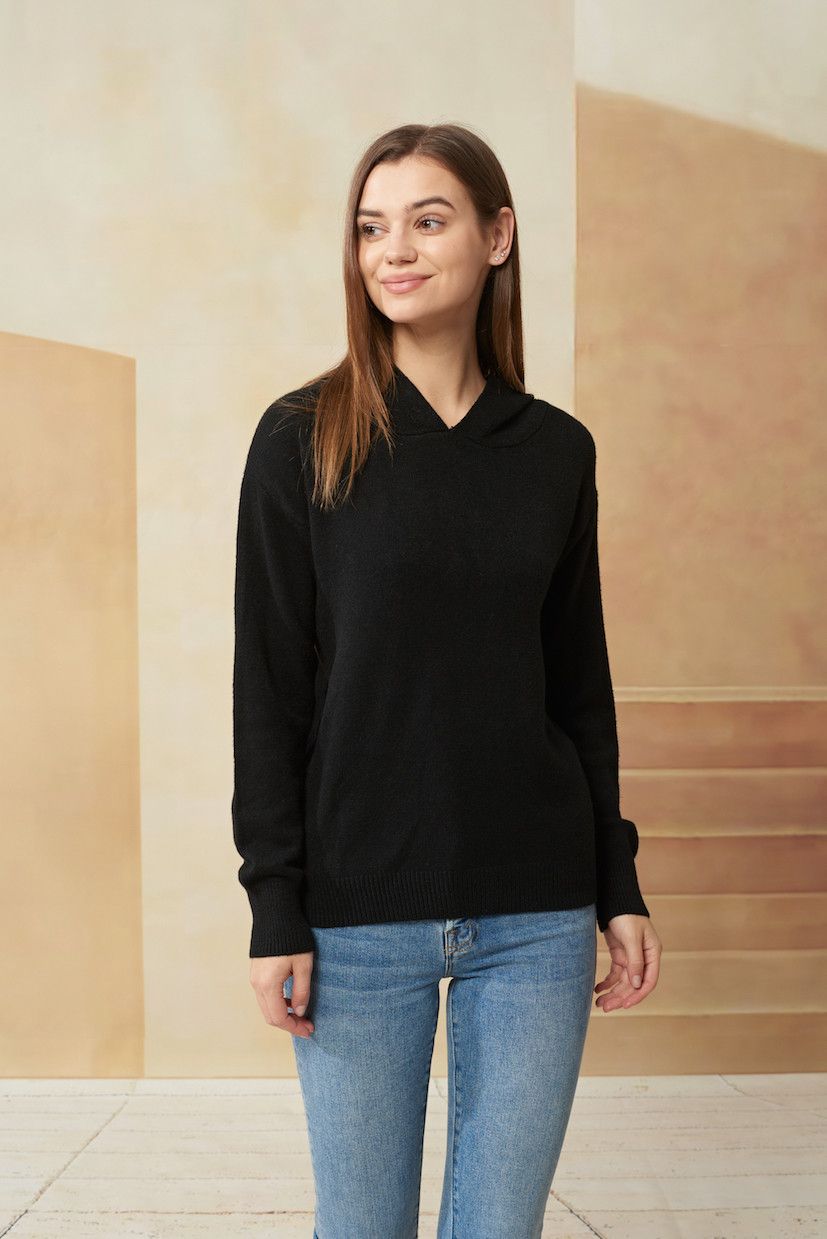 Soft Sam Hoodie Sweater-Black