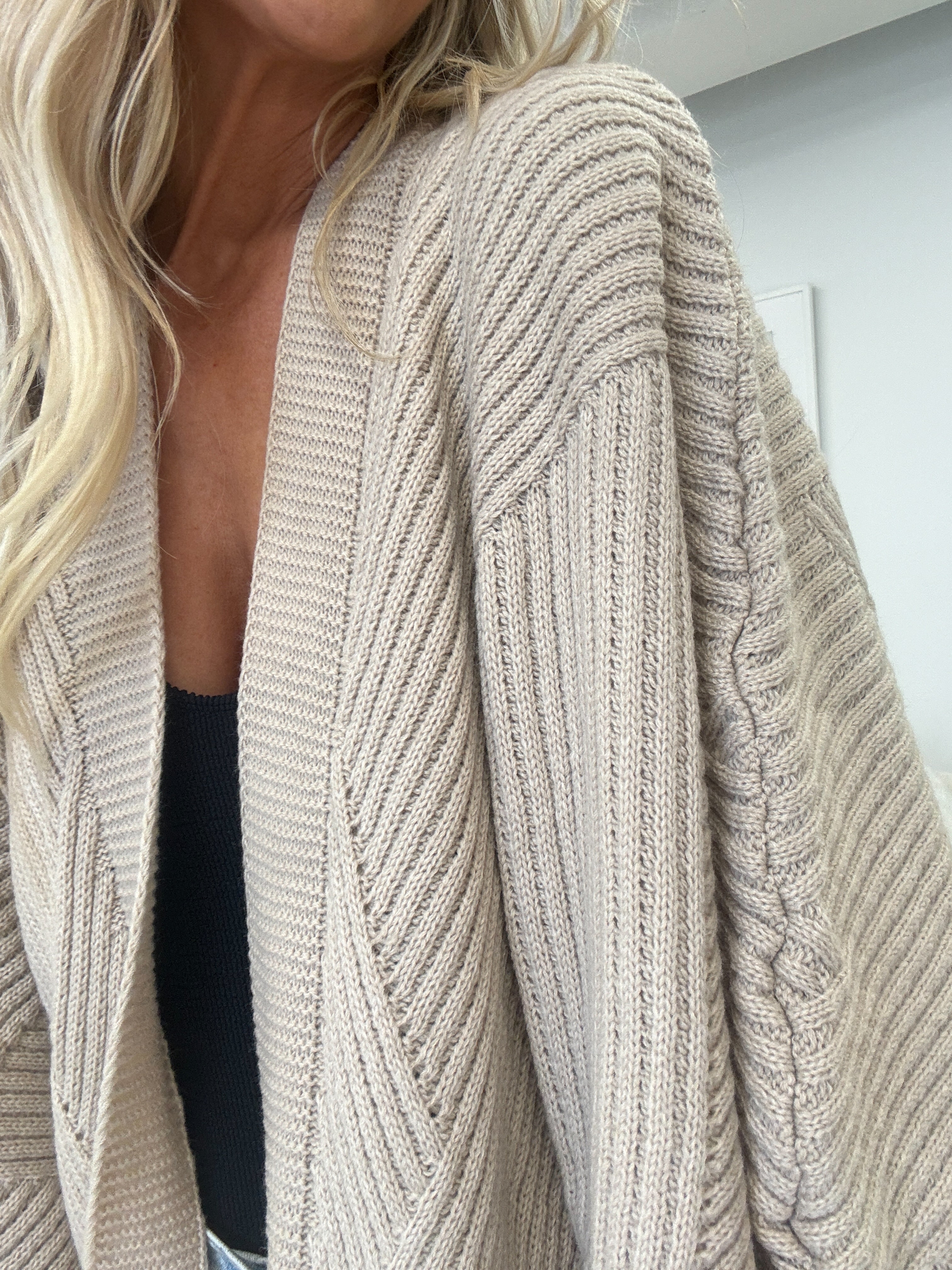 Evelyn Boho Chunky Cardigan-Beige