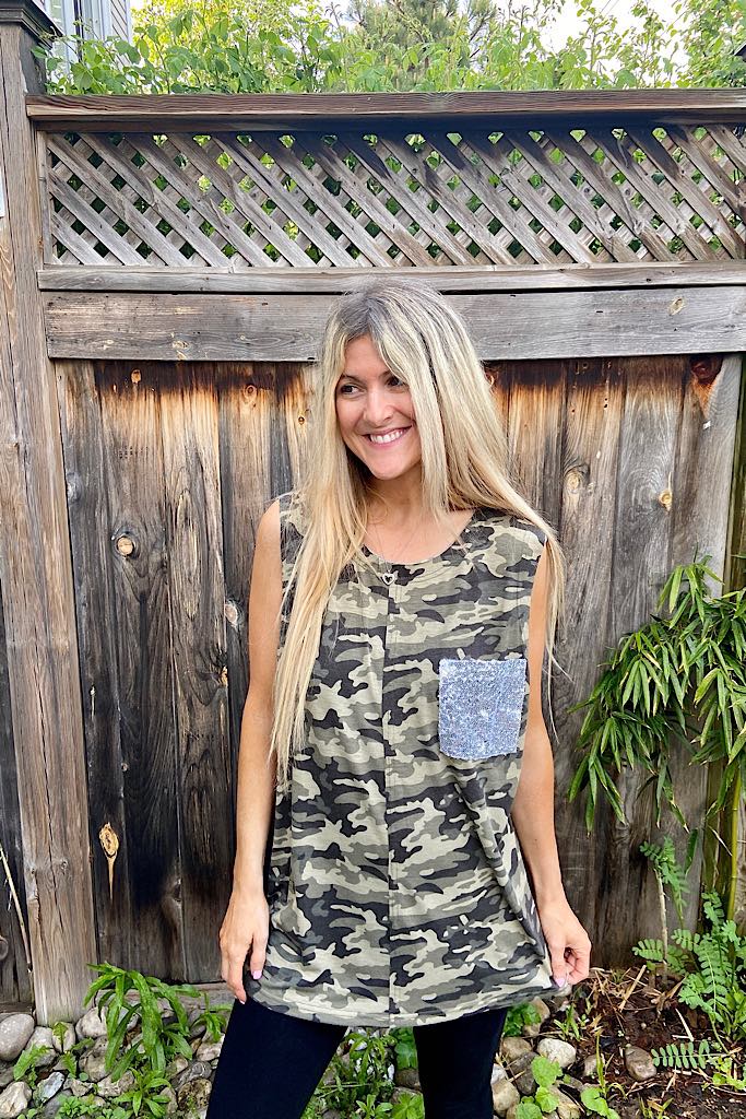 Camo Sleevless Sequin Pocket Top