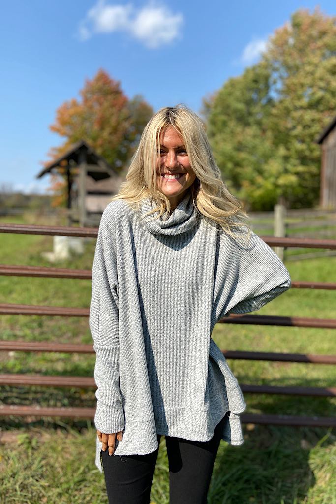 Amazing Waffle Turtleneck-Heather Grey