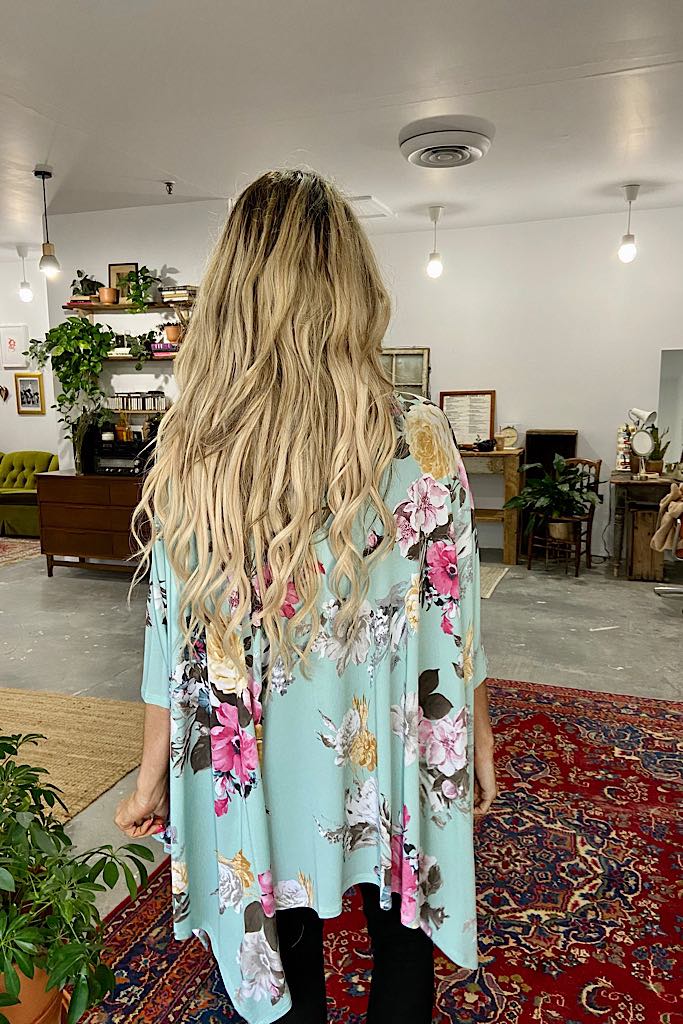 Floral Love Poncho Top-Mint