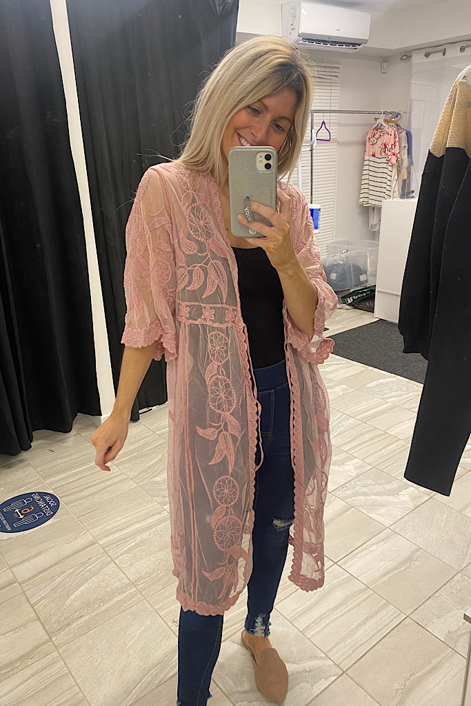 Brunch Pink Lace Long Tie Kimono