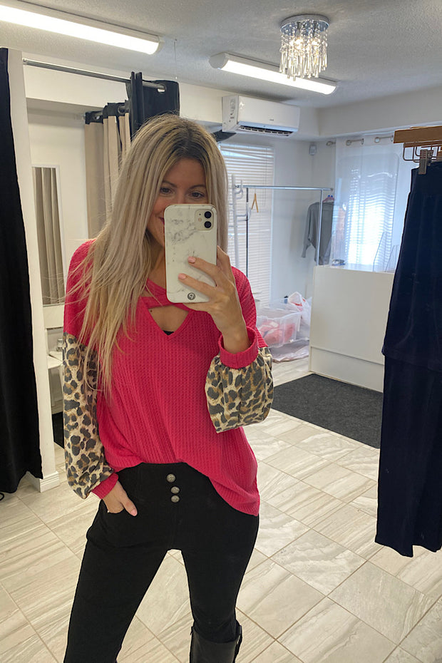 FUCHSIA WAFFLE COLOUR BLOCK ANIMAL TOP