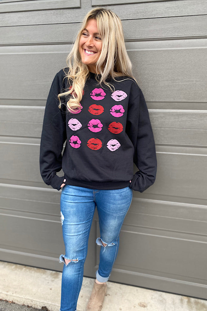 Lips Graphic Sweatshirt-Black