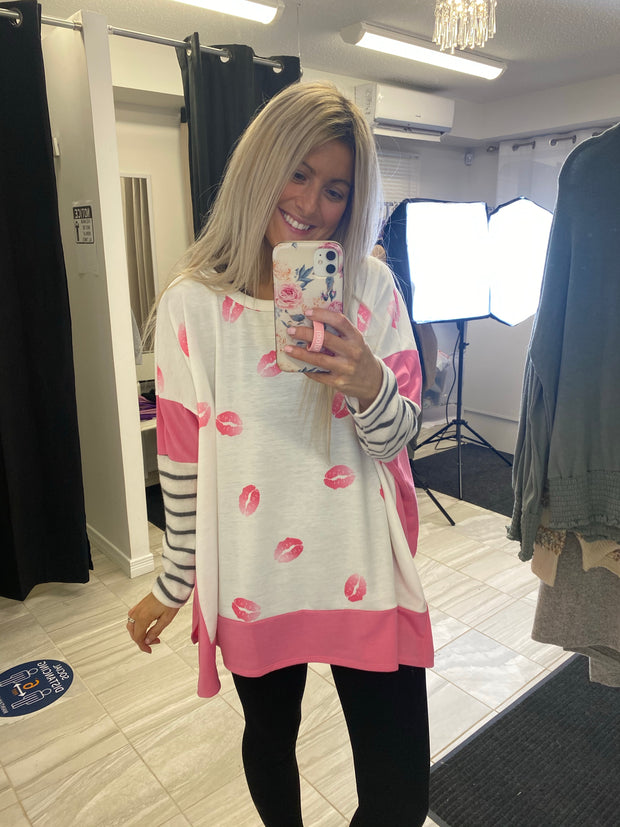 Your Everything Lips Boho Top